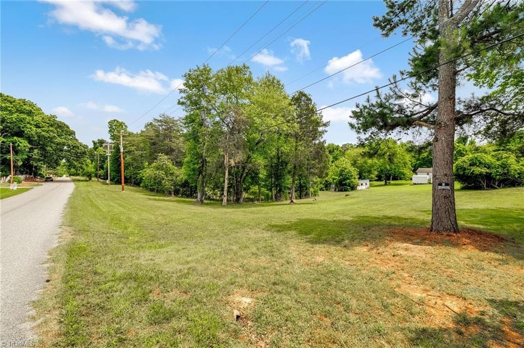 Stick/Site Built at 7549 Sunnyvale Drive, High Point NC 27265, photo 35 of 37