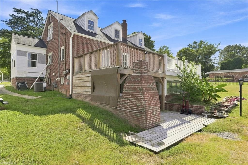 Stick/Site Built at 812 Oak Street, Reidsville NC 27320, photo 30 of 34