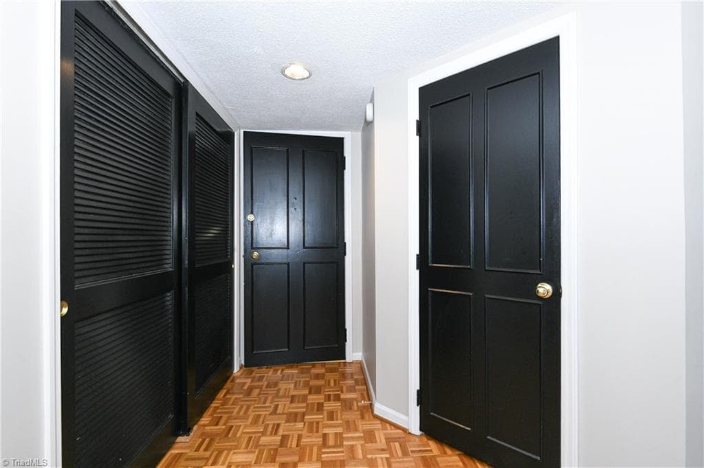 Entry - 1101 N Elm Street # 903, Greensboro NC 27401, Greensboro