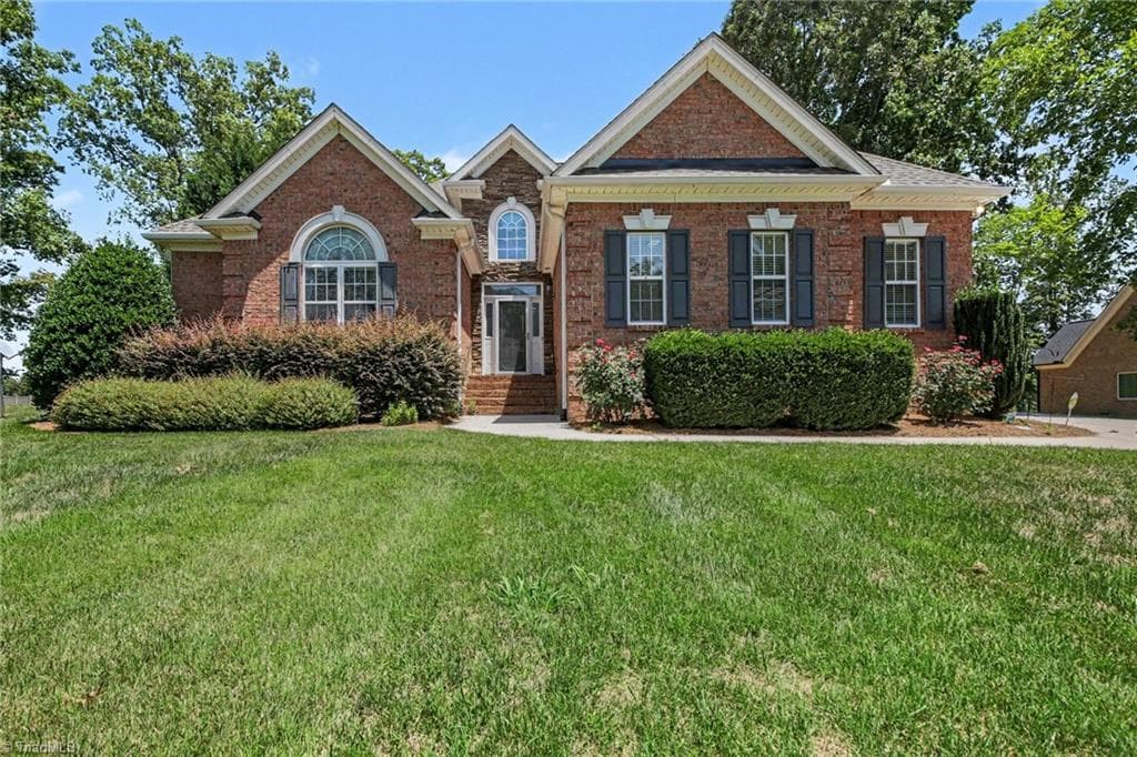 Stick/Site Built at 5337 Mckinney Court, Walkertown NC 27051, photo 3 of 36
