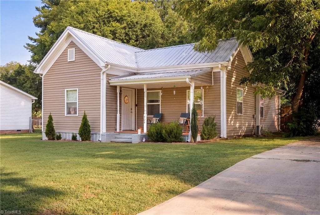 404 W 7th Avenue, Lexington NC 27292