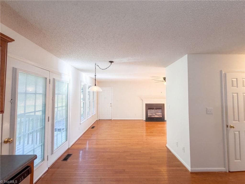 Stick/Site Built at 3888 Courtland Circle, Thomasville NC 27360, photo 6 of 16
