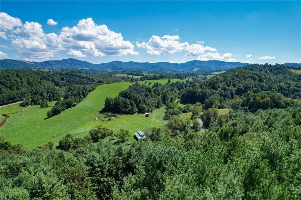 Unimproved Land at 257 Alta Vista Lane, Sparta NC 28675, photo 21 of 22