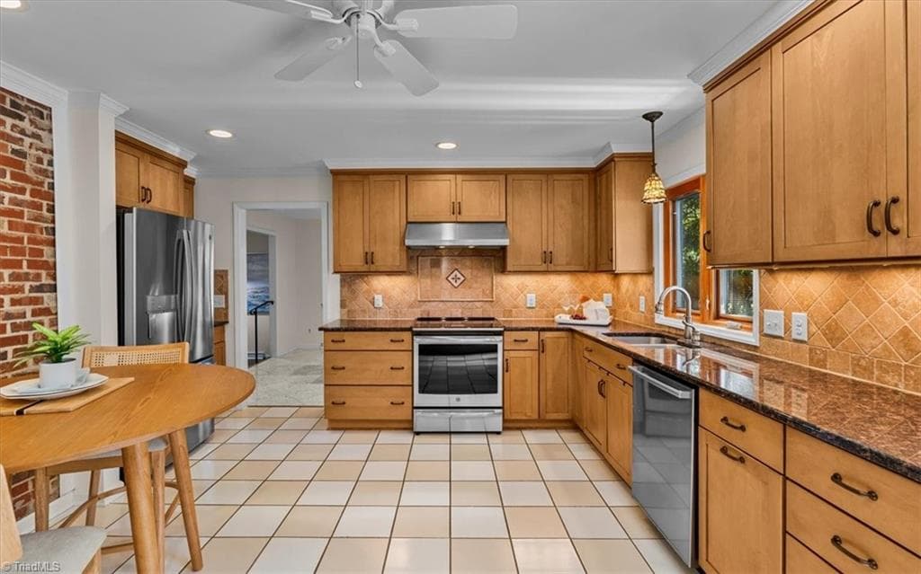 Stick/Site Built at 4020 Watauga Drive, Greensboro NC 27410, photo 11 of 48