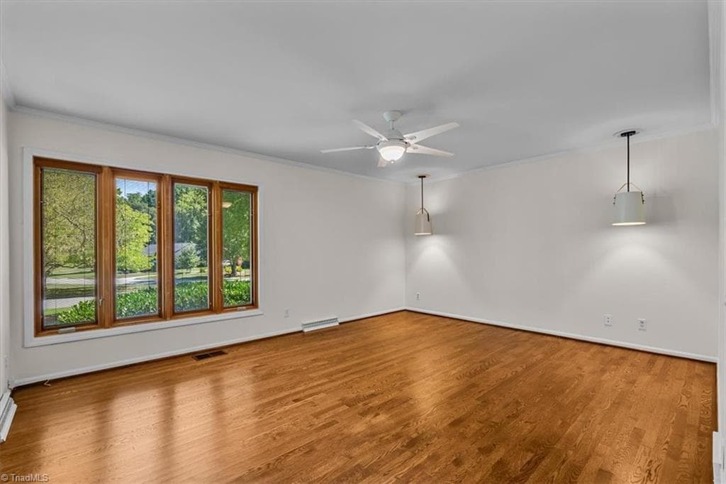 Stick/Site Built at 4020 Watauga Drive, Greensboro NC 27410, photo 21 of 48