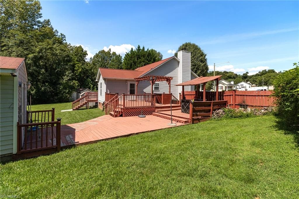 Stick/Site Built at 2922 Median Court, High Point NC 27260, photo 30 of 34