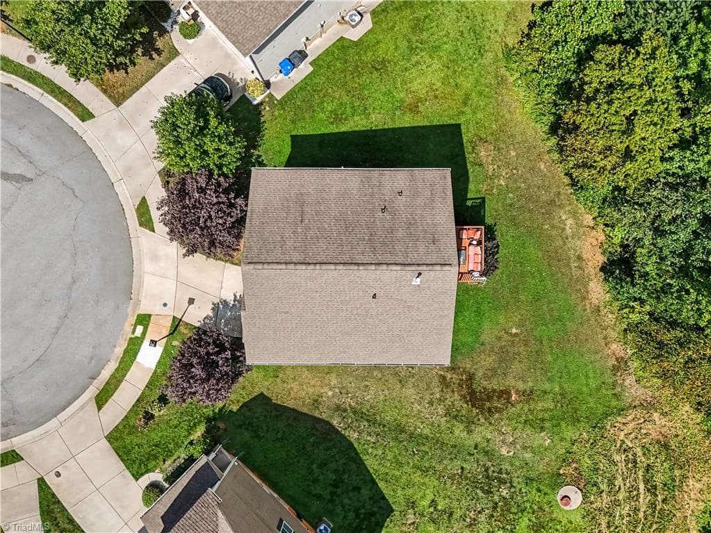 Stick/Site Built at 1601 Haddington Point Drive, Kernersville NC 27284, photo 32 of 38