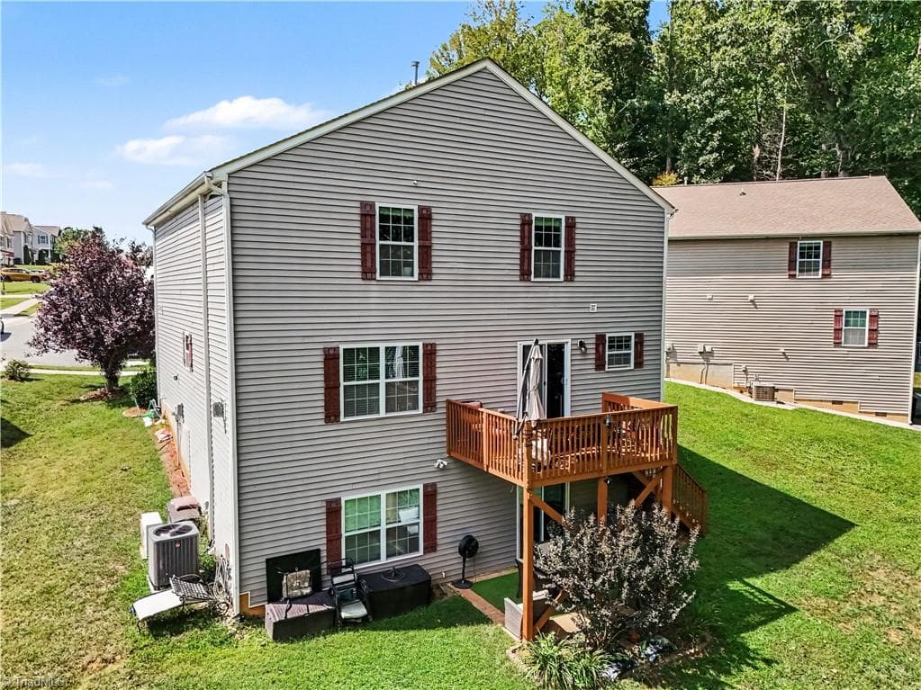 Stick/Site Built at 1601 Haddington Point Drive, Kernersville NC 27284, photo 31 of 38