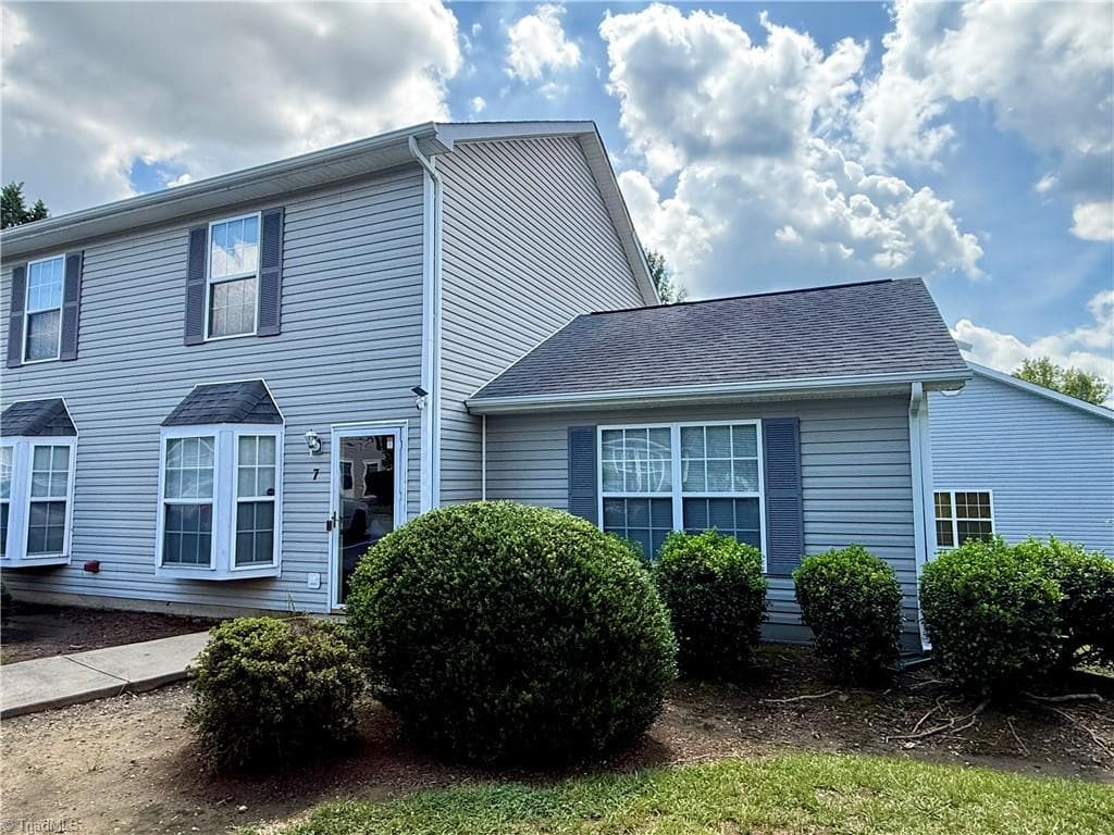 7 Portside Court, Greensboro NC 27406