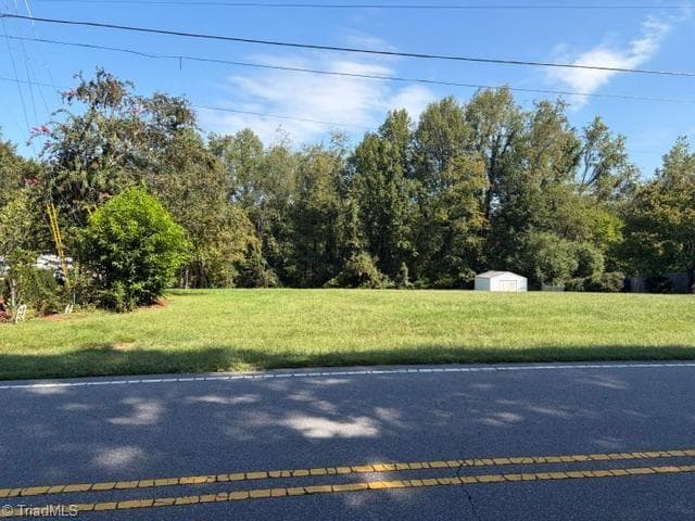Manufactured Home at 736 WINKLER MILL Road, Wilkesboro NC 28697, Wilkesboro, photo 3 of 26