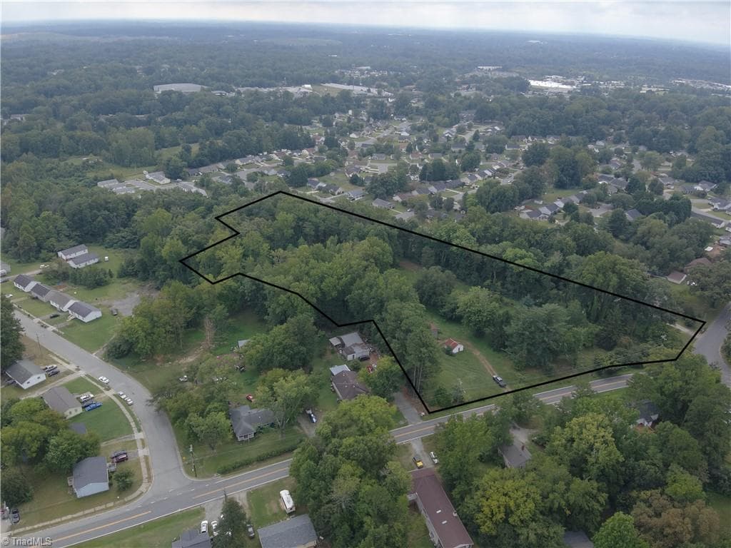 Single Family Residence at 3504 Martin Avenue, Greensboro NC 27405, Greensboro, photo 7 of 36