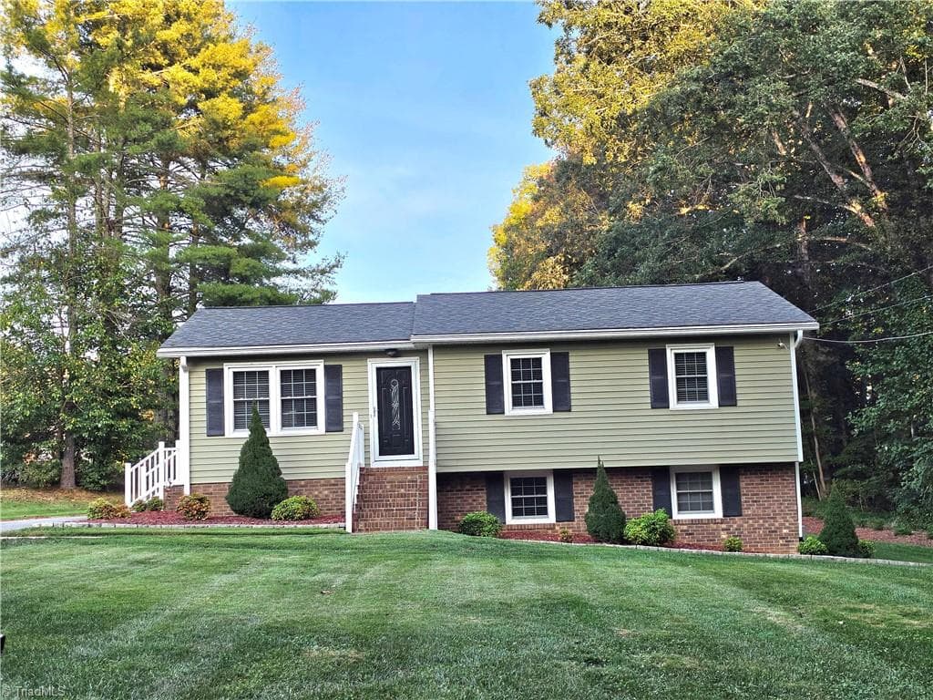 Stick/Site Built at 127 Miller Street, Mount Airy NC 27030, Mount Airy, photo 3 of 92