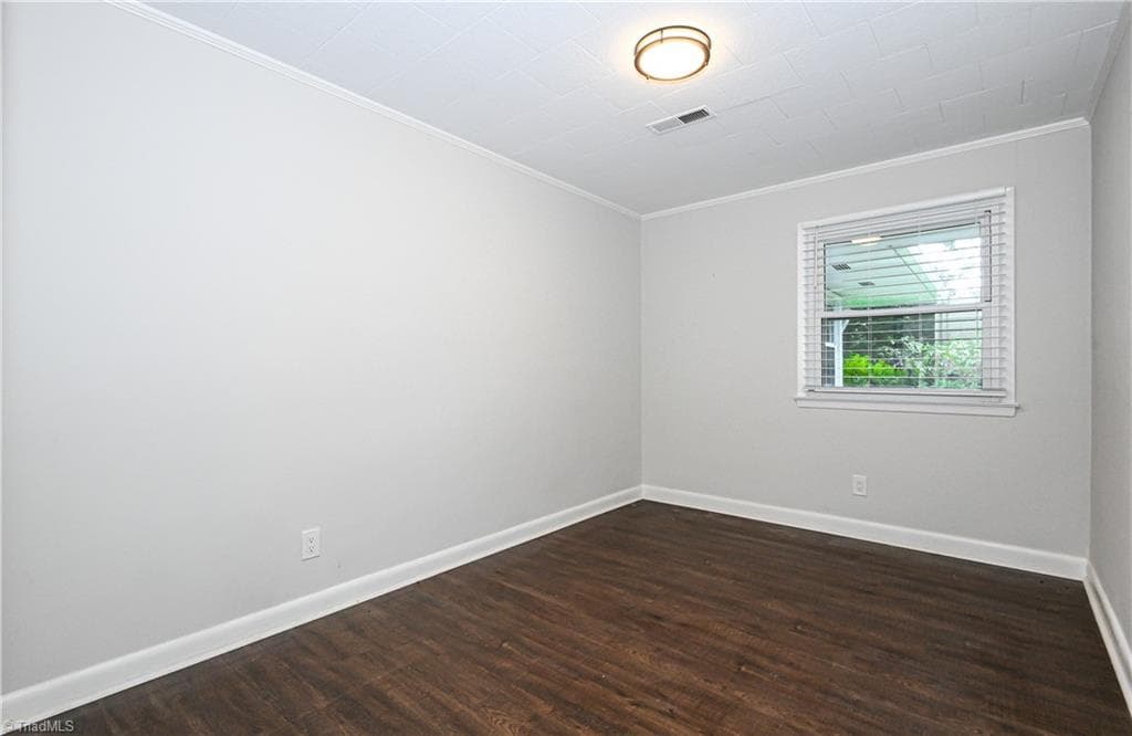 Stick/Site Built at 3917 W Friendly Avenue, Greensboro NC 27410, photo 23 of 49