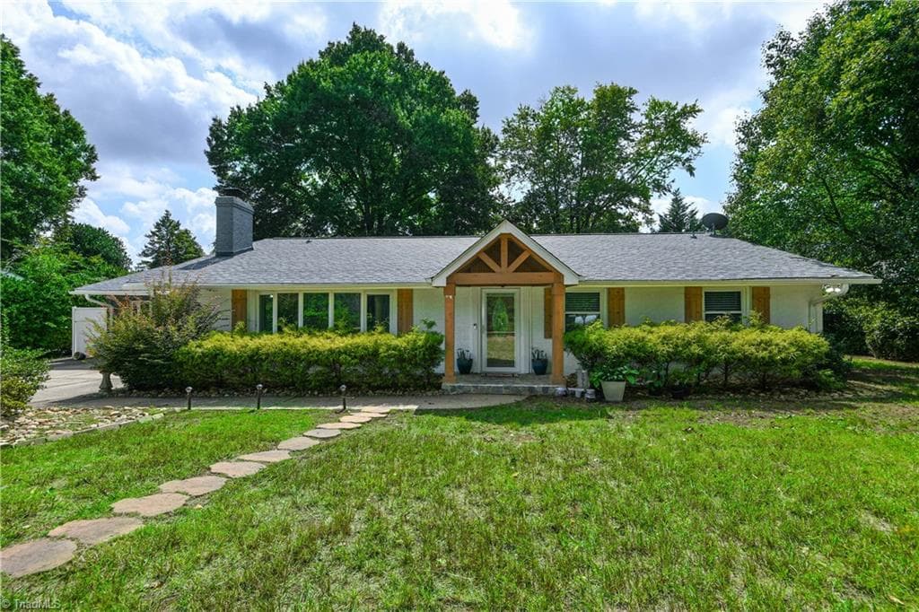 Stick/Site Built at 3917 W Friendly Avenue, Greensboro NC 27410, photo 46 of 49