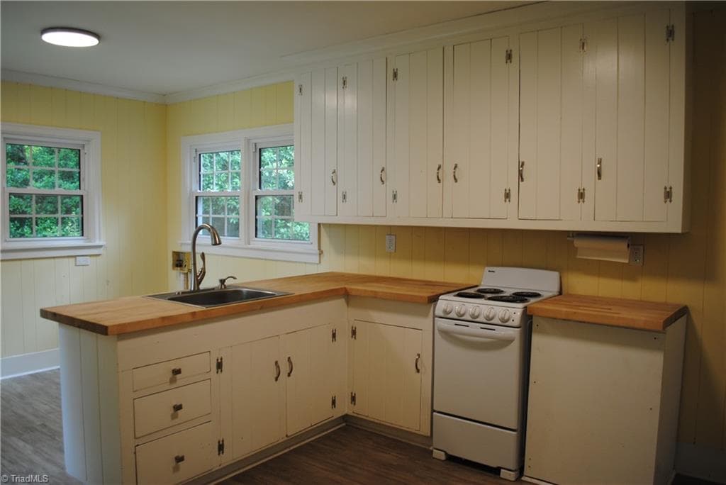 Office at 636 Statesville Boulevard, Salisbury NC 28144, Salisbury, photo 5 of 19