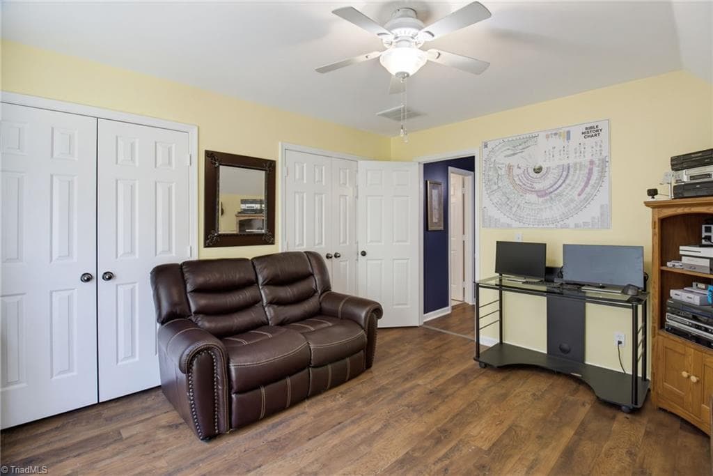 Stick/Site Built at 3607 Cardinal Ridge Drive, Greensboro NC 27410, photo 16 of 20