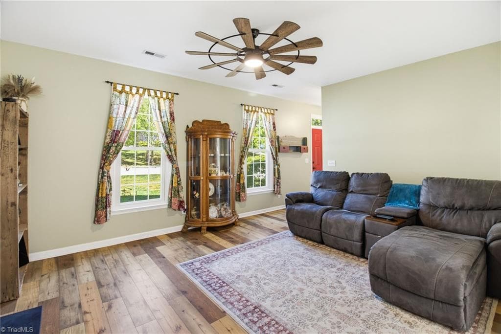 Stick/Site Built at 3607 Cardinal Ridge Drive, Greensboro NC 27410, photo 4 of 20
