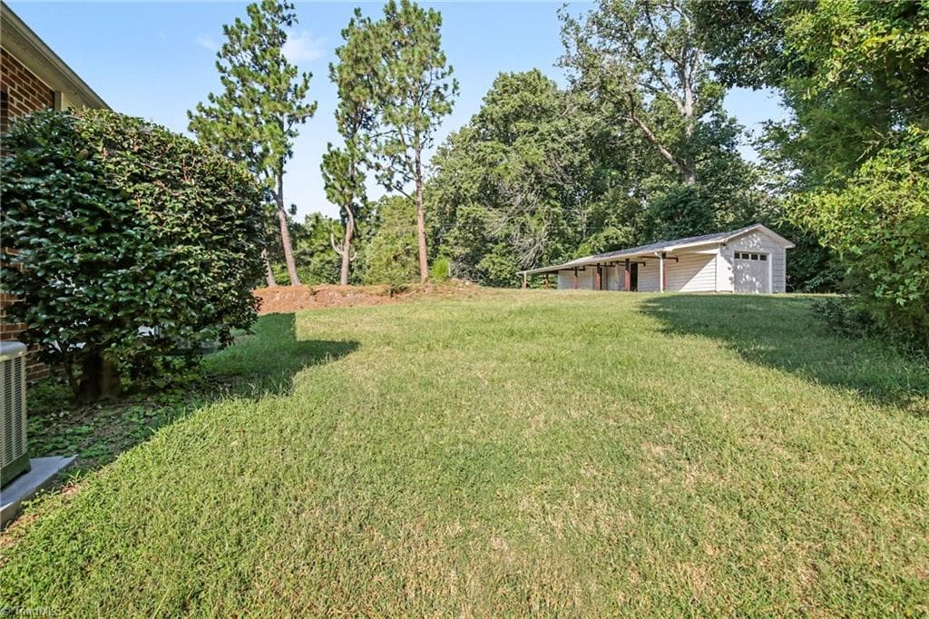 Stick/Site Built at 365 North Road, Thomasville NC 27360, photo 33 of 34