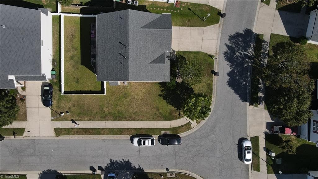 Stick/Site Built at 6415 Hedgewood Lane, High Point NC 27265, photo 42 of 45