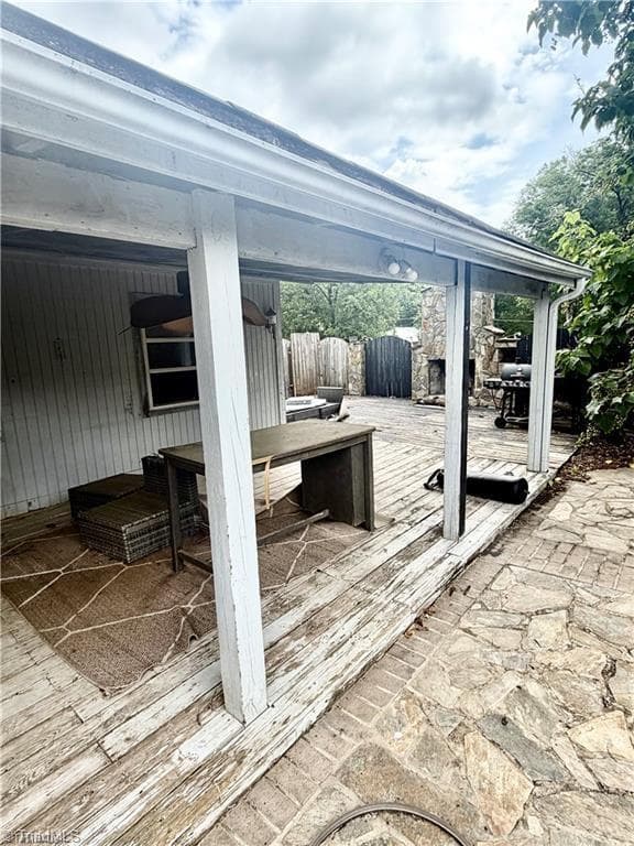 Stick/Site Built at 1004 Roach Street, Mayodan NC 27027, photo 4 of 5