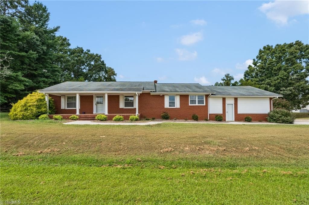 3827 NC Highway 772, Walnut Cove NC 27052