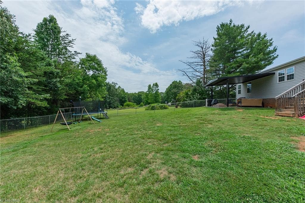 Manufactured Home at 220 Bluejay Road, Reidsville NC 27320, Reidsville, photo 69 of 80