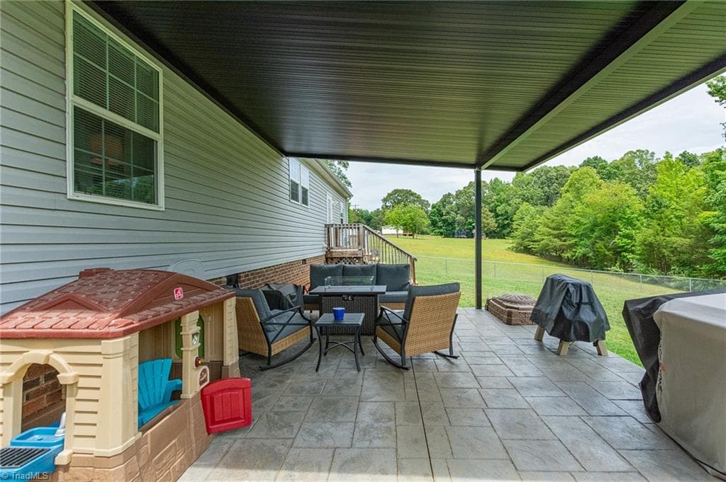 Manufactured Home at 220 Bluejay Road, Reidsville NC 27320, Reidsville, photo 77 of 80