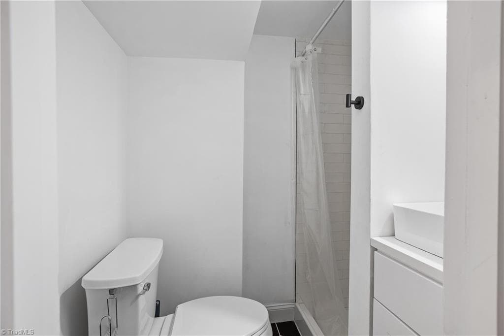 Stick/Site Built at 443 Irving Street, Winston-Salem NC 27103, Winston-Salem, photo 33 of 40