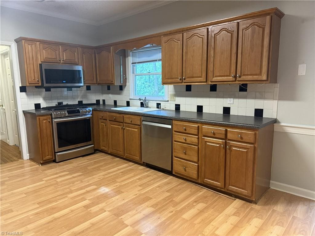 Stick/Site Built at 670 Alpine Road, Winston-Salem NC 27104, Winston-Salem, photo 4 of 12