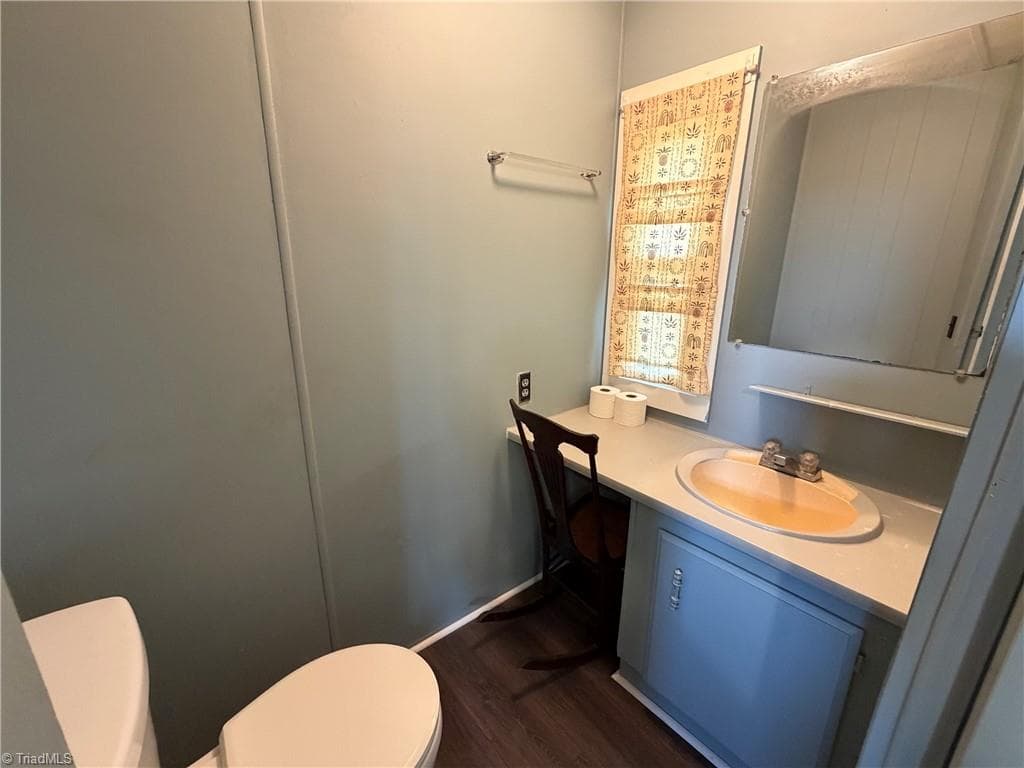 Manufactured Home at 297 Collins Road, Dobson NC 27017, photo 28 of 29