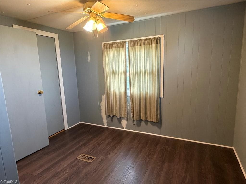 Manufactured Home at 297 Collins Road, Dobson NC 27017, photo 25 of 29