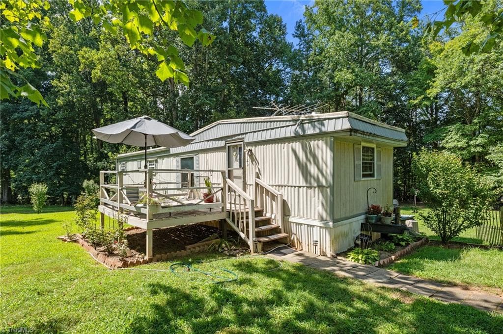 123 front - 123 & 135 Third Court, Reidsville NC 27320, Reidsville