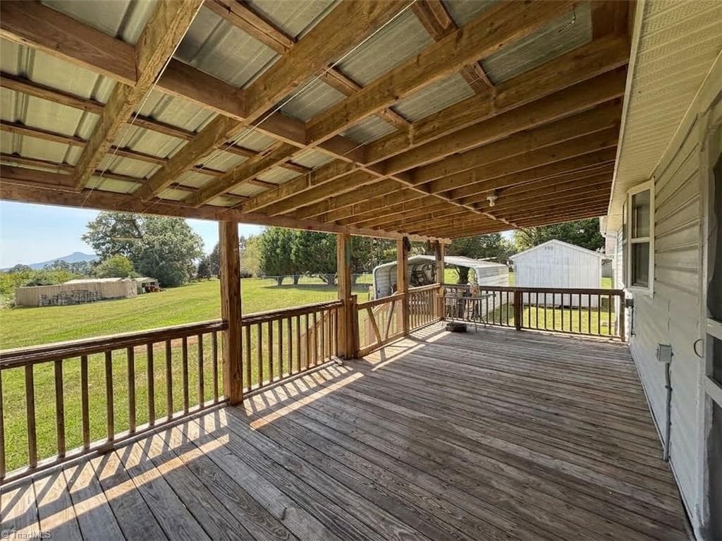 Manufactured Home at 150 Springfield Road, Pilot Mountain NC 27041, Pilot Mountain, photo 5 of 30