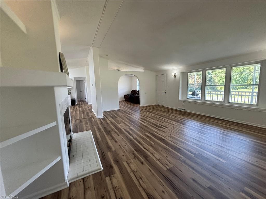 Manufactured Home at 150 Springfield Road, Pilot Mountain NC 27041, Pilot Mountain, photo 9 of 30