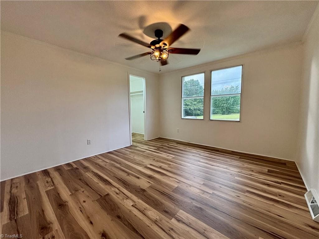 Manufactured Home at 150 Springfield Road, Pilot Mountain NC 27041, Pilot Mountain, photo 21 of 30