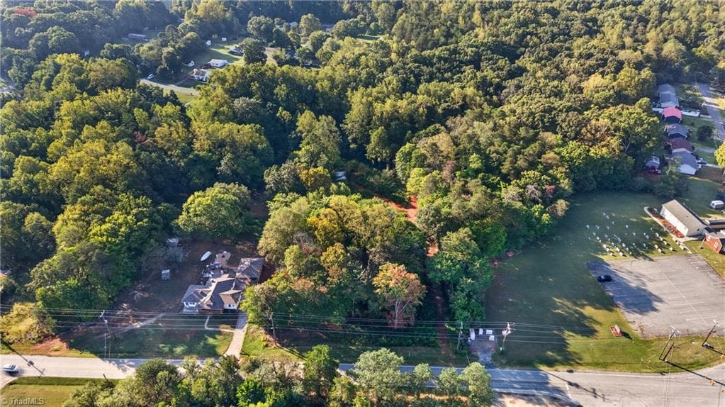 Single Family Residence at 1410 Old Hollow Road, Winston-Salem NC 27105, Winston-Salem, photo 13 of 24