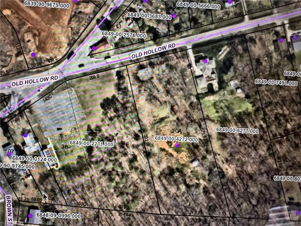 Single Family Residence at 1410 Old Hollow Road, Winston-Salem NC 27105, Winston-Salem, photo 5 of 24