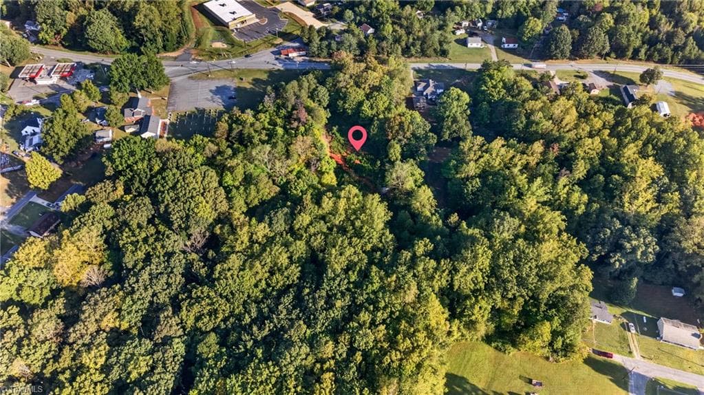 Single Family Residence at 1410 Old Hollow Road, Winston-Salem NC 27105, Winston-Salem, photo 9 of 24