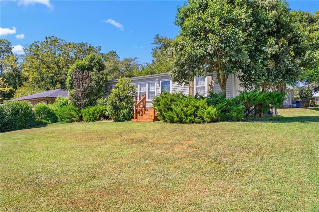 1911 Tucker Street, Burlington NC 27215