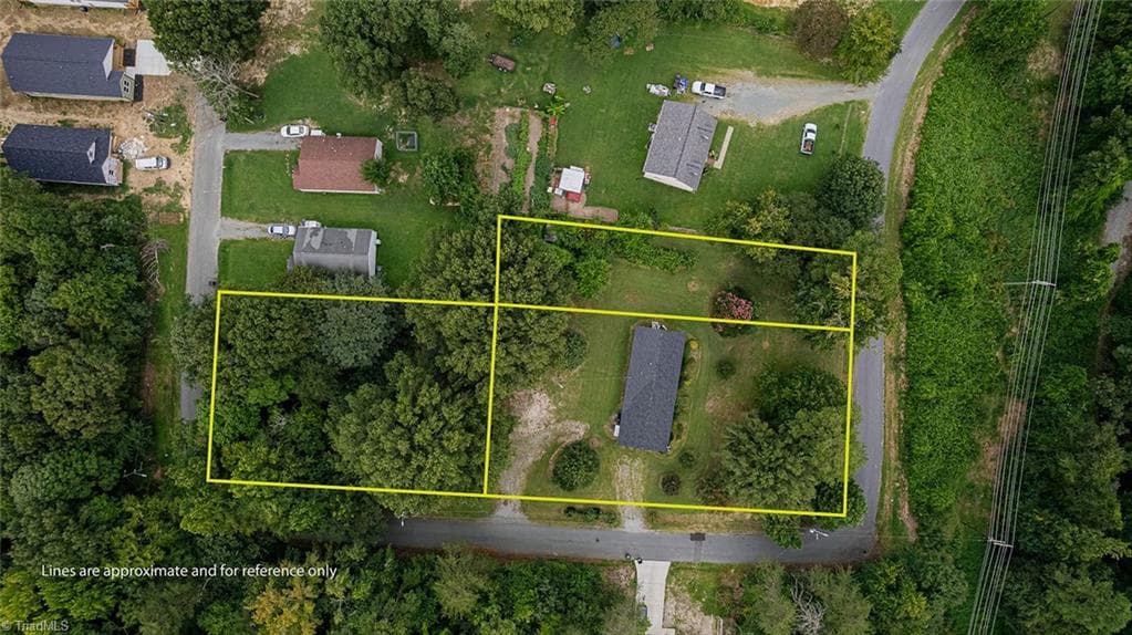 Stick/Site Built at 469 Lakeview Drive, Burlington NC 27215, Burlington, photo 42 of 50
