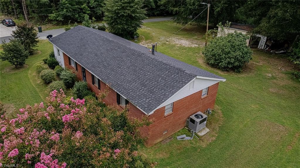 Stick/Site Built at 469 Lakeview Drive, Burlington NC 27215, Burlington, photo 48 of 50