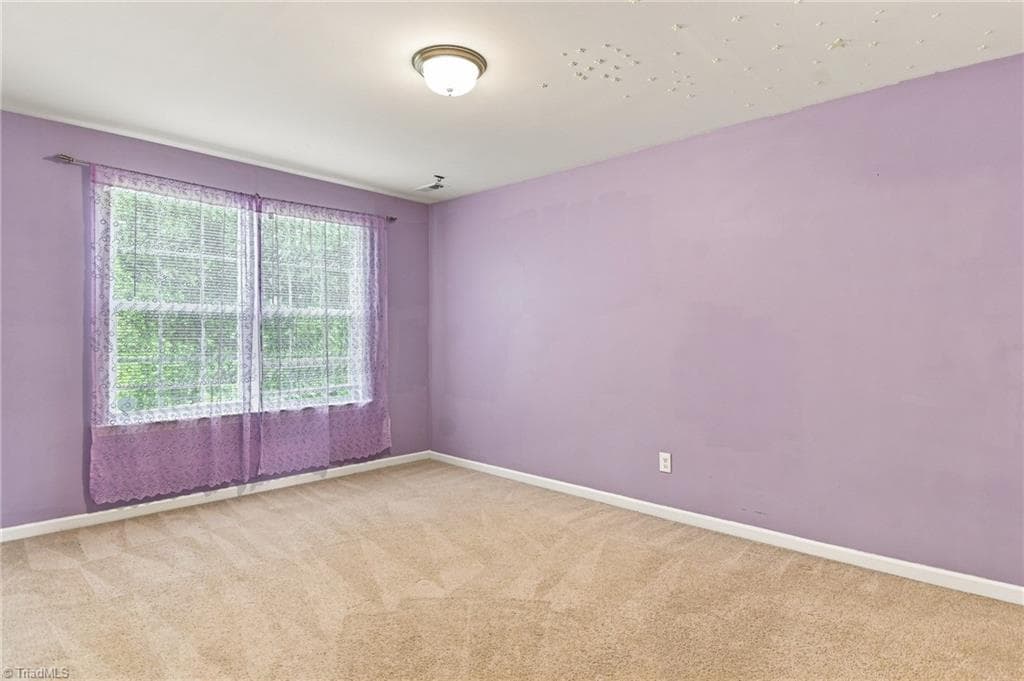 Stick/Site Built at 3687 Hayfield Court, Thomasville NC 27360, photo 27 of 33