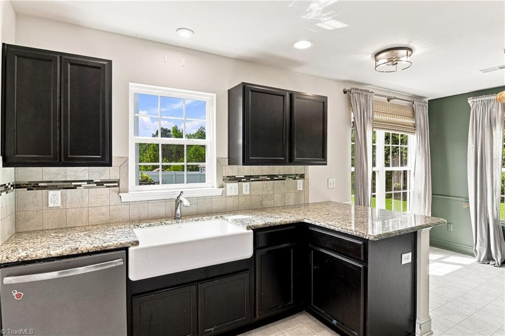 Stick/Site Built at 3687 Hayfield Court, Thomasville NC 27360, photo 16 of 33
