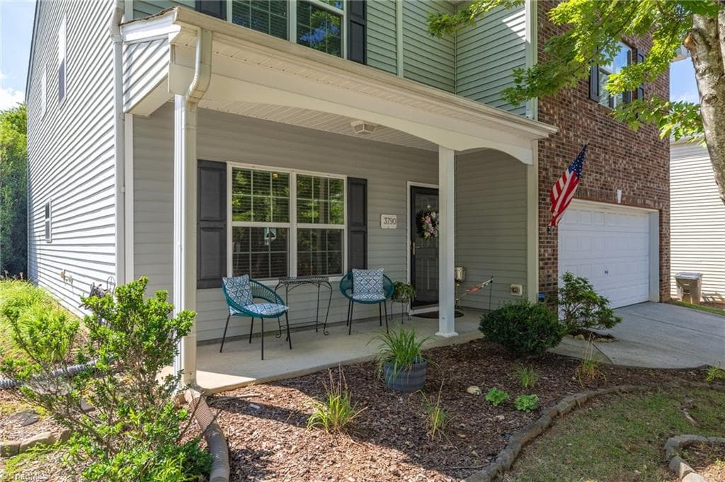 Stick/Site Built at 3790 Spring Willow Way, Winston-Salem NC 27107, photo 3 of 39