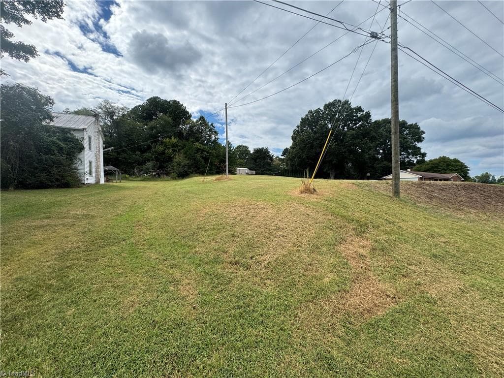 Stick/Site Built at 207 N Payne Road, Winston-Salem NC 27127, Winston-Salem, photo 9 of 10
