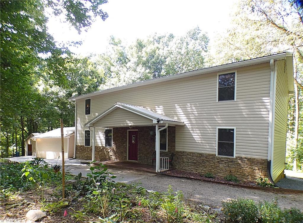 191 Holy Cross Church Road, Mocksville NC 27028