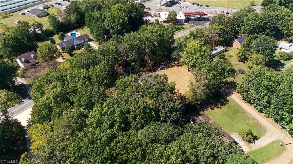 Stick/Site Built at 104 Oakwood Trail Road, King NC 27021, King, photo 9 of 68