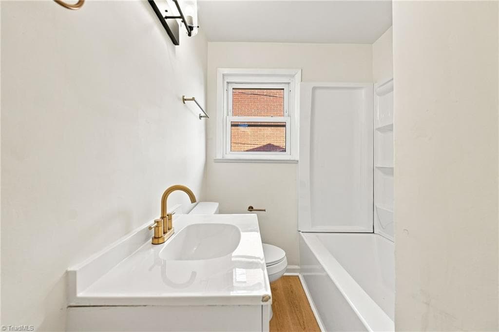 Stick/Site Built at 1664 NE 23rd Street, Winston-Salem NC 27105, Winston-Salem, photo 12 of 25