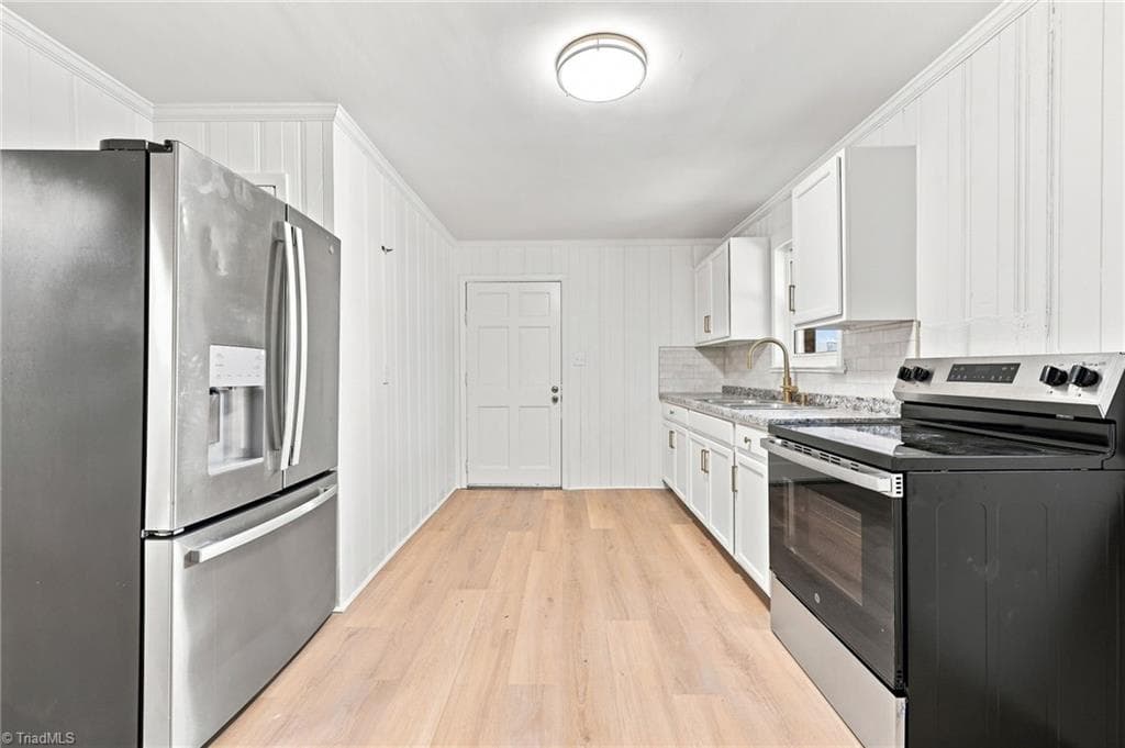 Stick/Site Built at 1664 NE 23rd Street, Winston-Salem NC 27105, Winston-Salem, photo 8 of 25