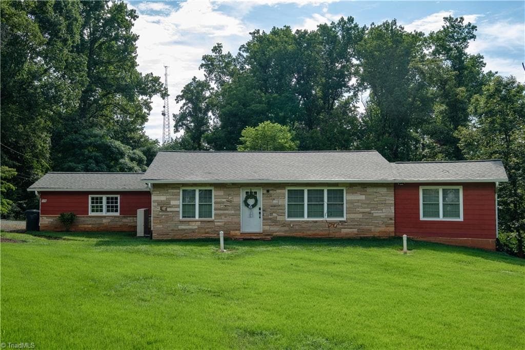 Stick/Site Built at 629 Oakland Drive, Elkin NC 28621, Elkin, photo 51 of 58